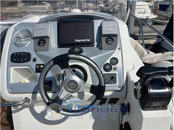 Beneteau FLYER 850 SUN DECK
