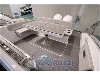 Ranieri International Next 330 LX