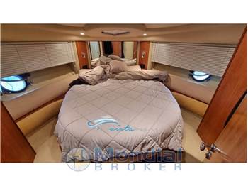 Azimut AZ 39