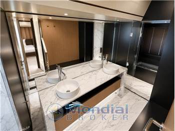 Riva 102 Corsaro Super