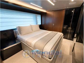 Riva 102 Corsaro Super