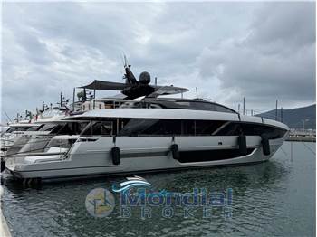 Riva 102 Corsaro Super