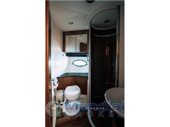 Sunseeker Predator 52