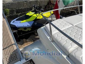 Sunseeker Predator 52