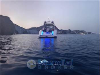 Overmarine Mangusta 72 HT