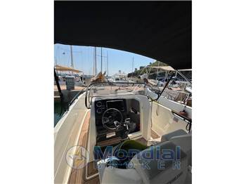 Quicksilver Active 805