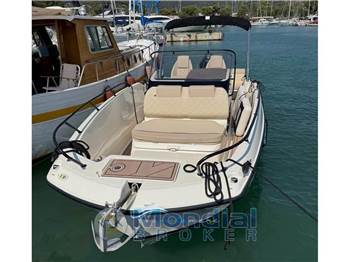 Quicksilver Active 805