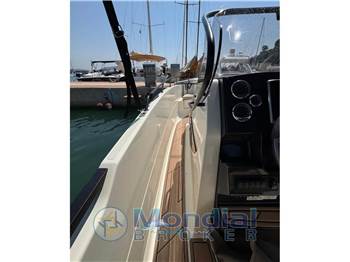Quicksilver Active 805