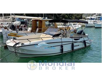 Quicksilver Active 805