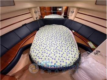 Azimut AZ 46