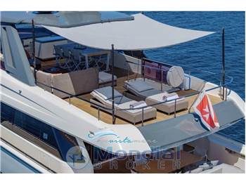 Ferretti Yachts 850