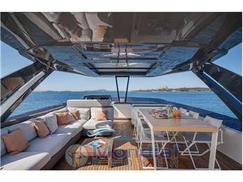 Ferretti Yachts 850