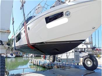 Cranchi M44 HT