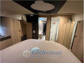 Cranchi M44 HT