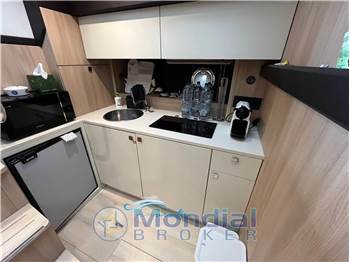 Cranchi M44 HT