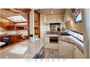 Ferretti Yachts FERRETTI 68