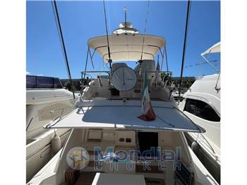 Riviera Marine 40 Flybridge