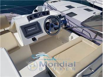 Jeanneau Prestige 42 Fly