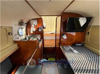 Italcantieri BORA 2