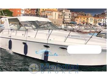 Trojan Yacht-Bertram 38 Express