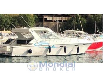 Trojan Yacht-Bertram 38 Express