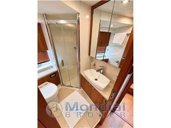 Sunseeker Manhattan 70