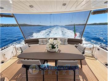 Sunseeker Manhattan 70