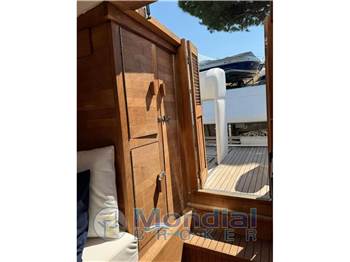 Cigarette R.T. 35 AWESOME