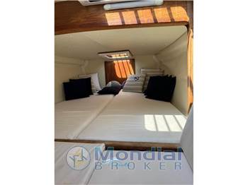 Cigarette R.T. 35 AWESOME