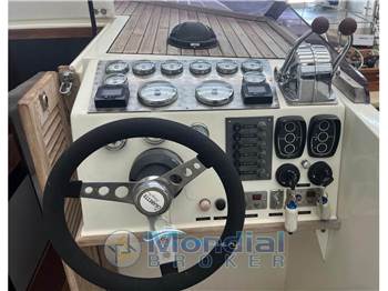 Cigarette R.T. 35 AWESOME