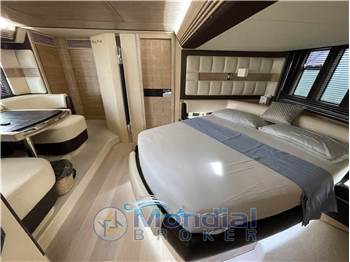 Azimut 64 Flybridge