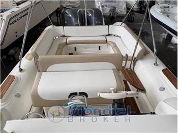 Zodiac Italia Avon GT 850