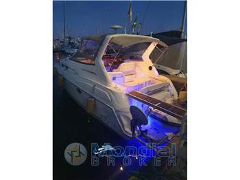 Regal Marine Commodore 2860