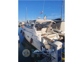 Regal Marine Commodore 2860