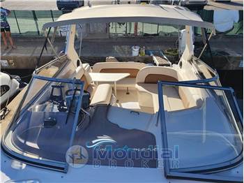 Regal Marine Commodore 2860