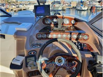 Regal Marine Commodore 2860