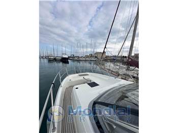 Jeanneau Capcamarat 12.50