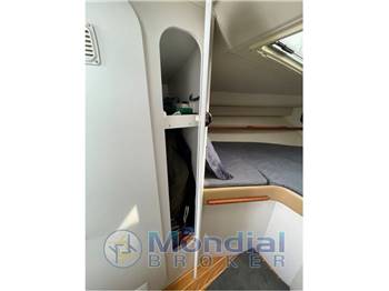 TIARA 2900 CORONET