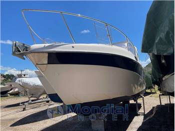 MANO' MARINE 258 CABIN