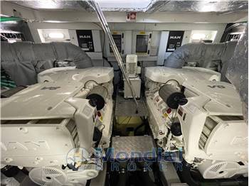 SUNSEEKER PREDATOR 68 MKII