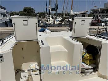 WORLD CAT 330 TE