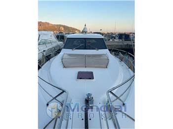 uniesse 48 open