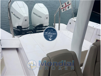Axopar 37 Sun Top