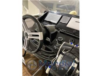pirelli 1100 cabin