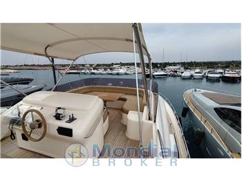 mochi craft 64 dolphin cruiser