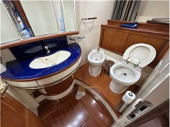 Azimut 62 fly