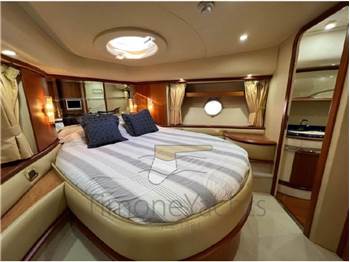 Azimut 62 fly