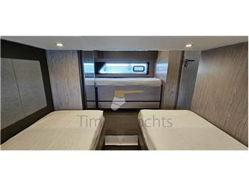 Azimut Atlantis 43
