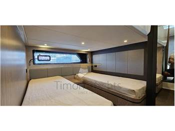 Azimut Atlantis 43