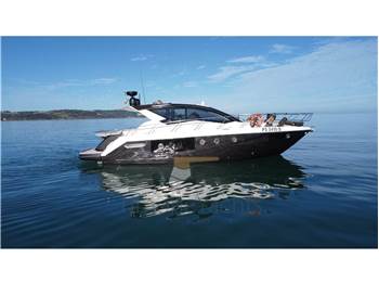 Cranchi M44 HT